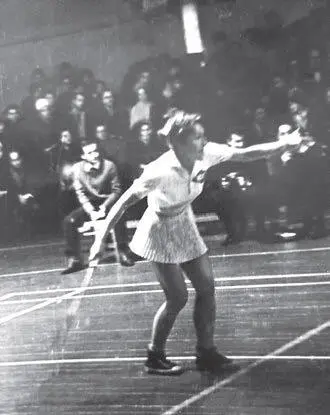 Тетяна Зуєва Новікова 4разова чемпіонка СРСР У 1969 році Новікова зазнала - фото 21
