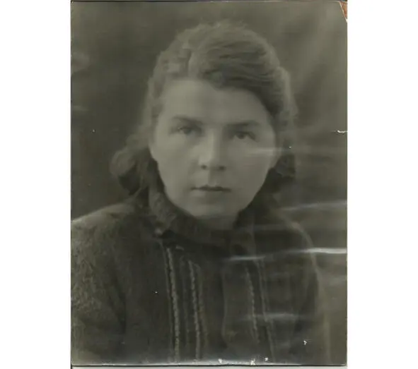 Нина Николаевна Вишнякова 1908 гр моя тётя Нина А с музыкой и в армии не - фото 16