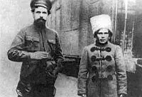 Временные союзники Махно и командир Заднепровской дивизии крастных Павел - фото 31