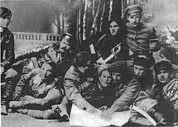 Штаб Махно в 1919 году Автограф Махно Конец 1919 года У штаба Красной - фото 36