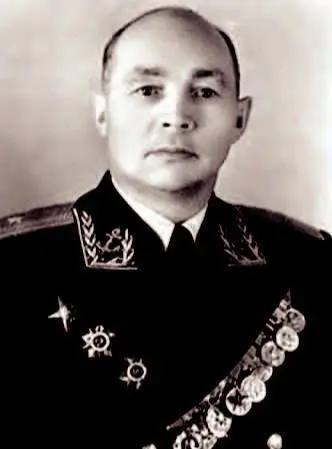 Генералмайор береговой службы А Н Татаринов в 19301934 гг комиссар и - фото 44