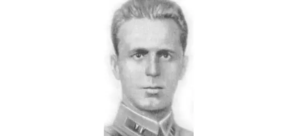 ДИКузнецов 15 июля 1941 г не закончив формирования дивизия - фото 83