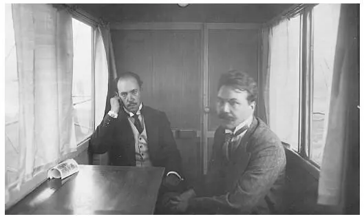Дед Борис берет интервью у Сикорского фотографировал Дядя Миша 1913 г - фото 21