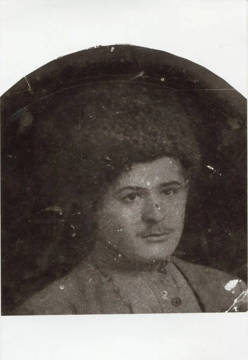 Иван Рожко 1919 год Мне было далеко за двадцать когда сидя у кровати тяжело - фото 7