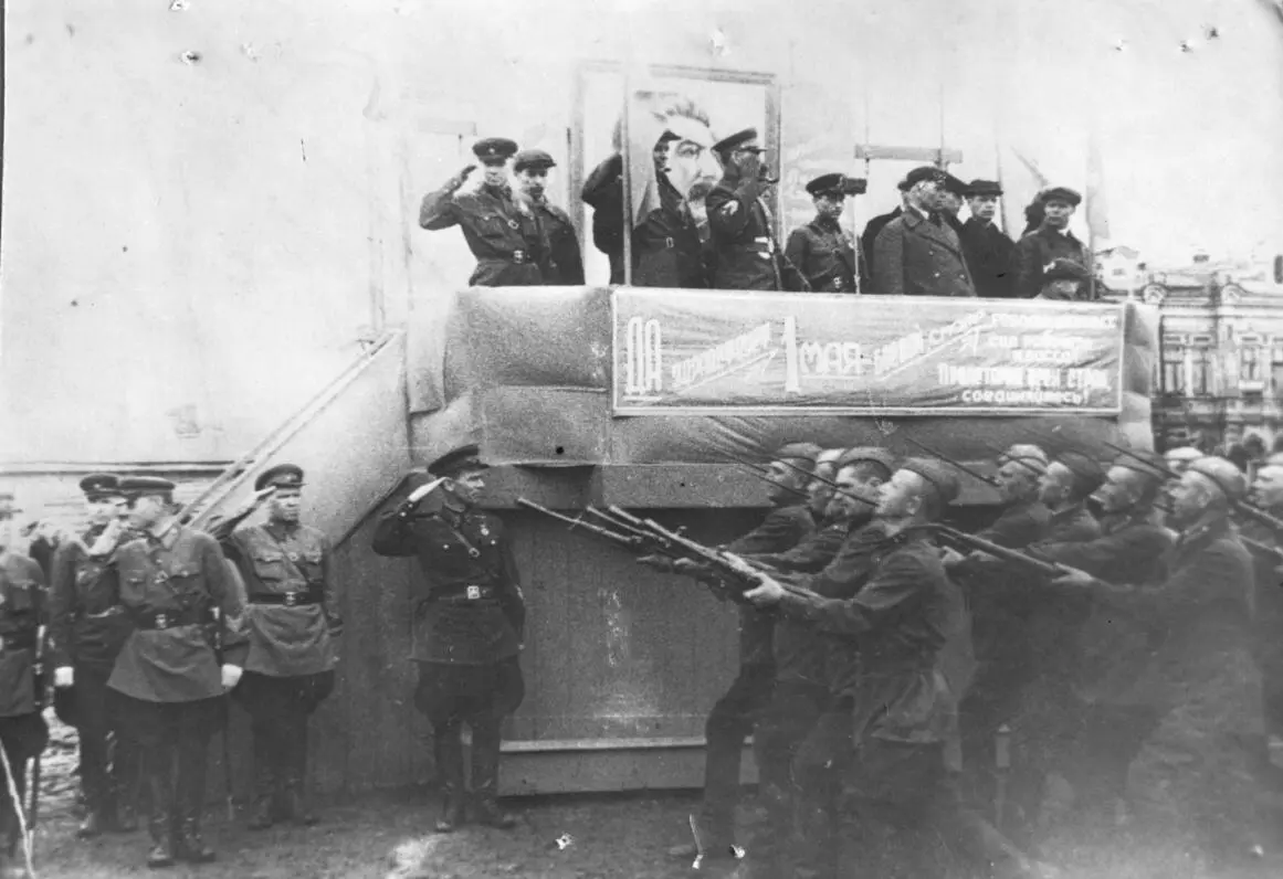 Эта дивизия была сформирована в 1939 году в Башкортостане на основе 308го - фото 40