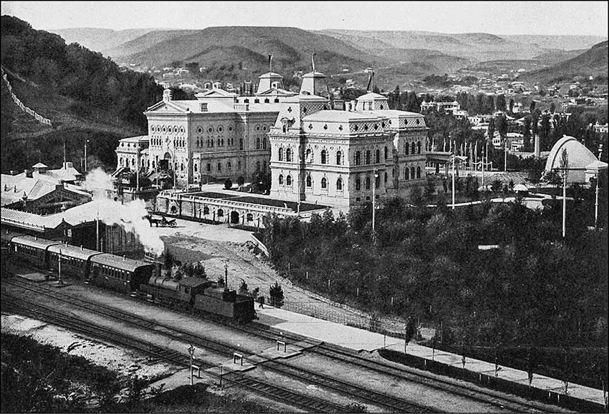 Кисловодск Курзал и театр Владикавказской железной дороги Фото начала XX в - фото 7