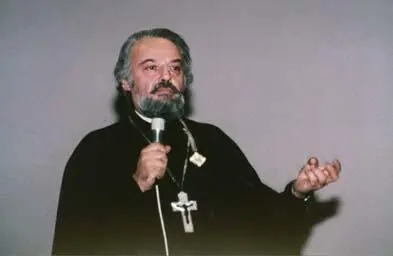 Для отца Александра эти изменения означали выход из туннеля Уже в 1987 г в - фото 52