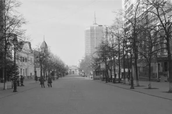 Вид на Кировку 2020 год Фото Сергея Белковского Магазин был открыт в 1911м - фото 2