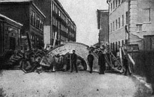 Баррикады в Оружейном переулке в Москве в декабре 1905 г Баррикады на Малой - фото 33