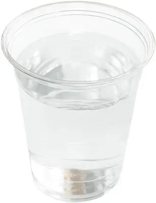 стаканчик с водой Запаситесь деревянными зубочистками или спичками отрезав - фото 6