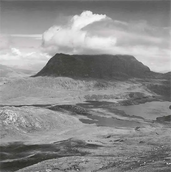 Кул Мор снято от Так Полез Район Ассинт Сатерленд Шотландское высокогорье - фото 9