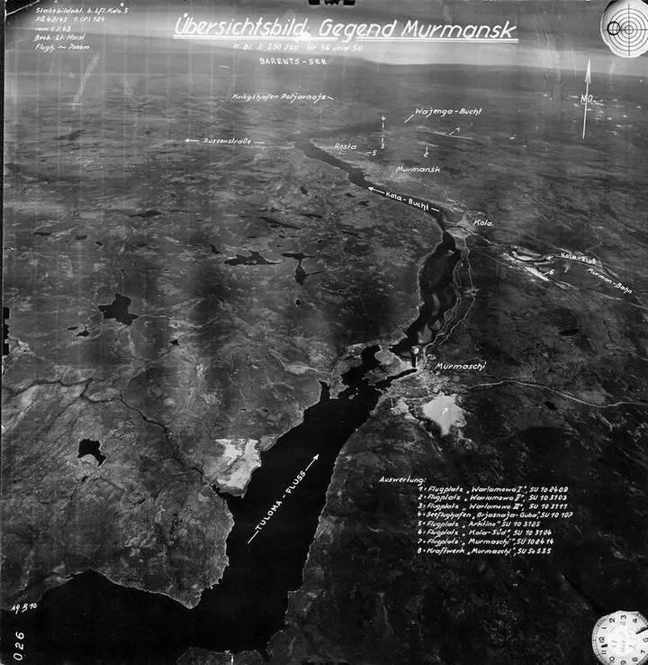Панорамная аэрофотосъемка с немецкого разведчика Мурманска и аэродромов - фото 13