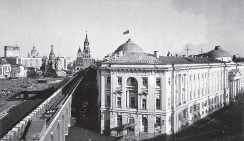 Здание Совета Министров СССР в Московском Кремле Хорошо помню Хрущева в - фото 6