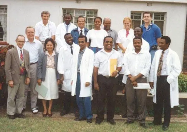 Интернациональный коллектив миссионерского госпиталя Манзини Свазиленд 1993 - фото 13