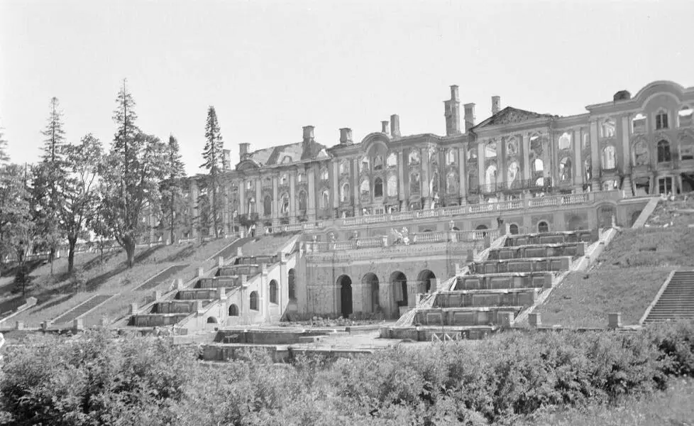 zenyandexru Прогулки эти навевали на меня необыкновенно задумчивое и странное - фото 28