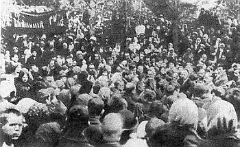 Первый революционный митинг в Минусинске 2 марта 1917 года ЮГавен среди - фото 8