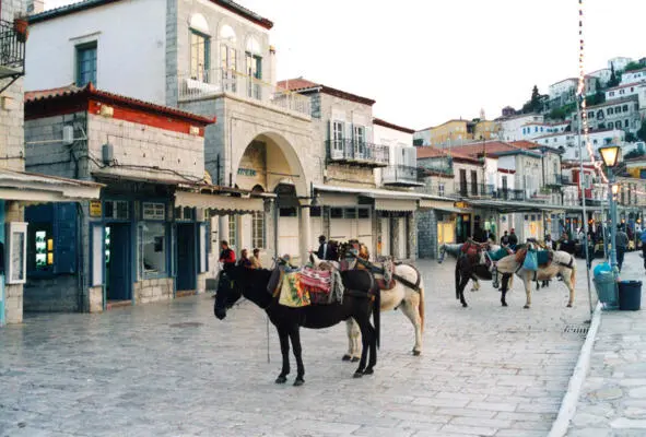 Известный всем Греческий остров из транспорта ослики Мне нравится ходить в - фото 8