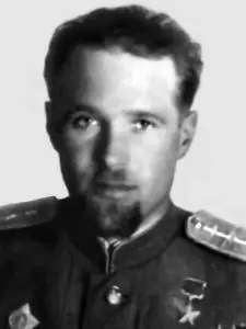 капитан мл лейтенант 1918 Авиачасти 40 иап41 гиап июнь 1941 май 1943 - фото 53