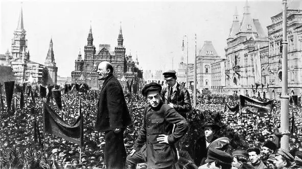 Москва Красная площадь Выступление Ленина на митинге 1917 г Свои чувства - фото 40