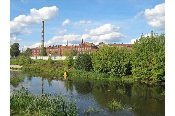 У станков едва стояли А станки всё ткали ткали Но детей водили в сад До - фото 3