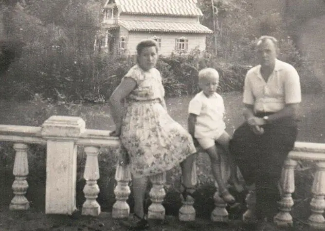Энциклопедия наших жизней Семейная сага Наша доченька Стэлла Том 4 Перестройка - фото 46