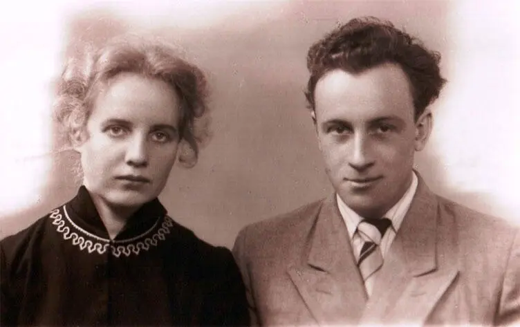 Светлана и Михаил Фирсовы Среди 10 их детей моя бабушка была старшей - фото 28