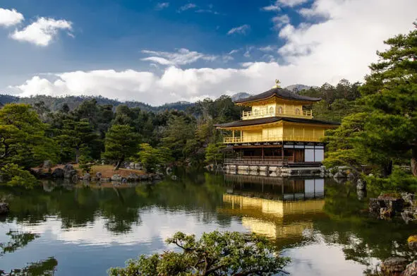 Давнымдавно в японском уютном городе Киото Жилбыл император Кавасаки сан и - фото 1