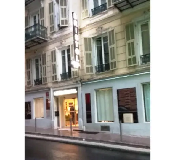 Наш Бристоль К слову отельчик оказался уютный Hotel Bristol 22 Rue - фото 26