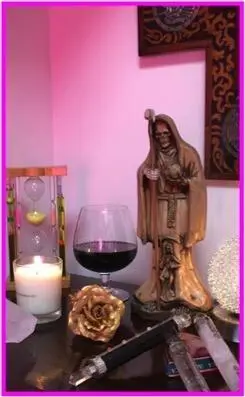 Ingredientes un mantel amarillo una imagen de la Santísima Muerte color dorado - фото 37