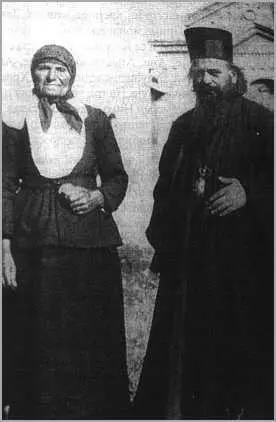 Святитель Николаи с матерью Сербская Православная Церковь во главе с - фото 5