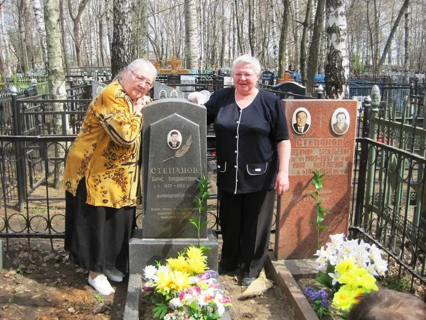 На снимке Я Ираида и Милочка Когда 16 декабря 2015 года Милочка ушла от нас - фото 18