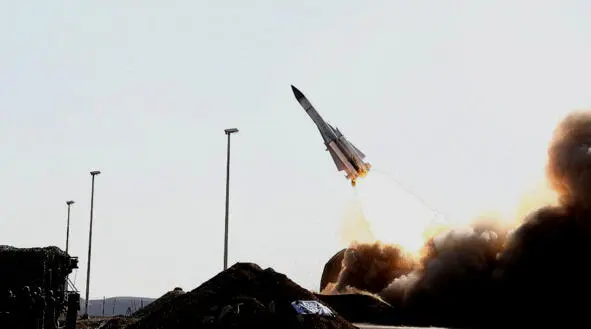 Стрельбы велись в основном ЗРК большой дальности С200 Надо отдать должное и - фото 5