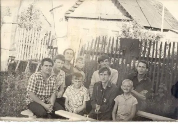 Стройотряд 1969 В сентябре 1969 начался 2й курс но уже в новом 8ми этажном - фото 25