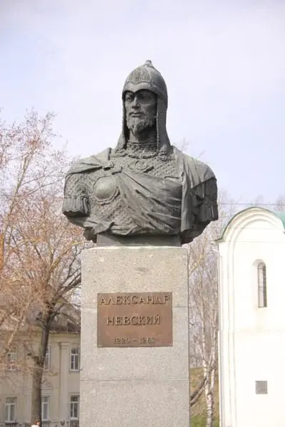 Бюст Александра Невского г ПереславльЗалесский рядом со СпасоПреображенским - фото 50