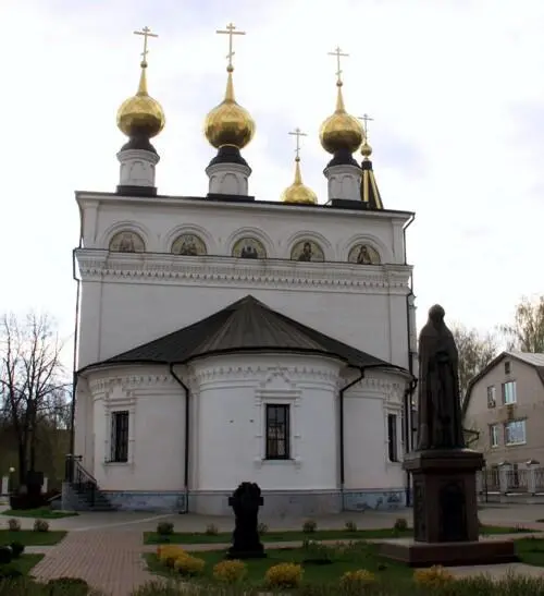 Памятник Св благ князю АНевскому в монашеской ризе на месте преставления в - фото 65