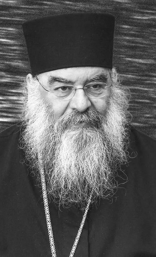 Будущий митрополит Лимасольский Афанасий Николау родился в 1959 году в семье - фото 1