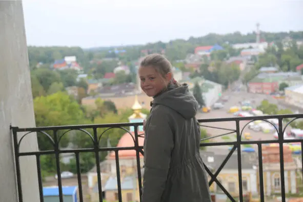 Таисия на колокольне ЛИТОВСКИЕ КАНИКУЛЫ Папа а куда мы поедем на каникулы - фото 3