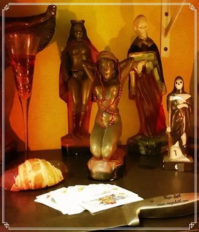 Missionaries were forced to adapt to the whole Menina Pantheon However we - фото 14