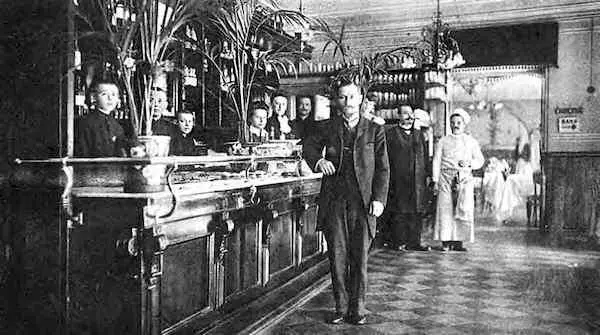 Буфет ресторана Вена Фото 19081910 гг Литературный зал ресторана - фото 73