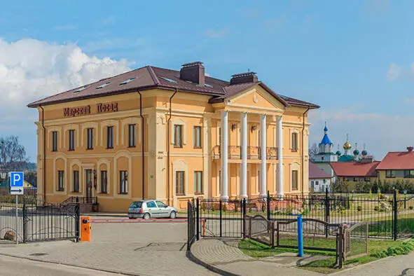 Здание бывшей иешивы в Мире Источник - фото 45