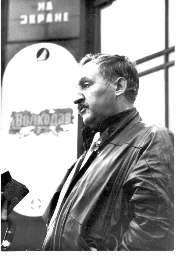 Фото Алексей Азаров Давайте о верности присяге поговорим чуть позже а - фото 4