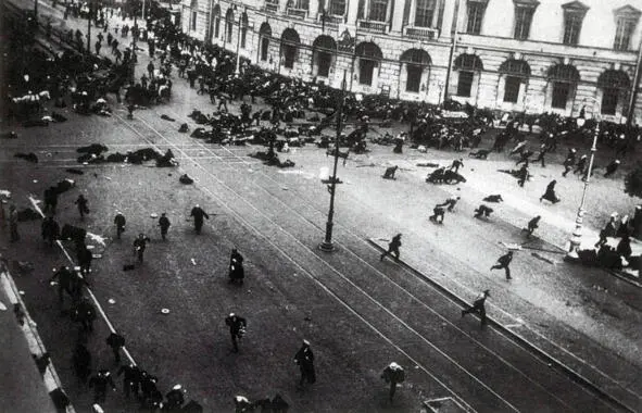Расстрел демонстратов 4 июля в Петрограде состоялась организованная - фото 6