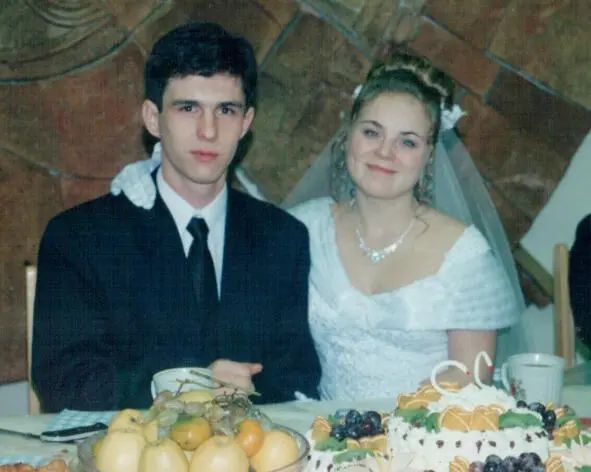 Рафис и София за свадебным столом 1 января 2001 Мама отчегото долго не - фото 1