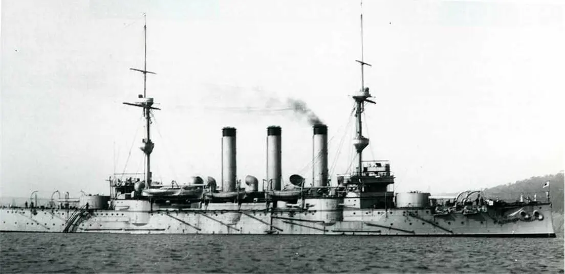Броненосный крейсер Ивате 1901 год Источник kreiserunoforumru - фото 3