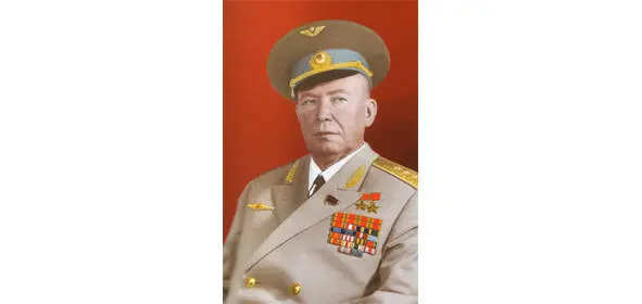 Министр автомобильного тракторного и сельскохозяйственного машиностроения СССР - фото 31