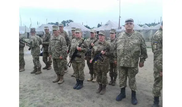 Присяга в части Принимают мальчишки воинскую присягу С автоматами - фото 5