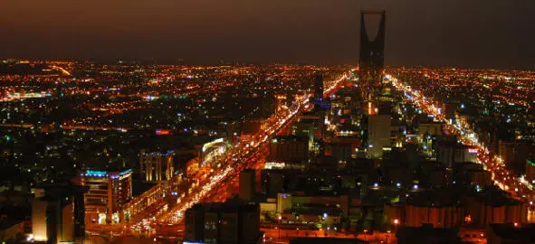 Ночной ЭрРияд столица Саудовской Аравии ОАЭ Катар Саудовская Аравия - фото 5