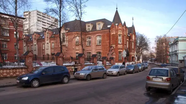 На полном содержании здесь жили 40 детейсирот и детей бедных родителей в - фото 14