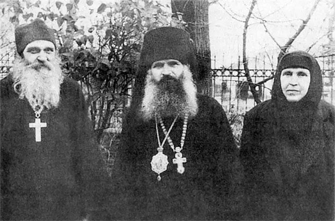 Иером Никон Преображенский еп Сергий и мон Сергия Голубцовы конец - фото 12