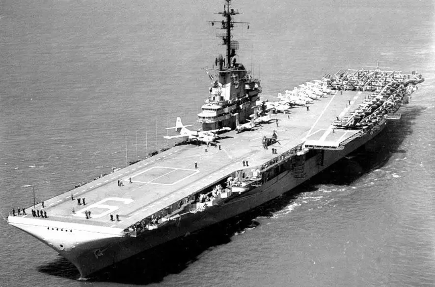 Эссекс CV9 1956 Основной ударной мощью США в неядерное время стали - фото 28